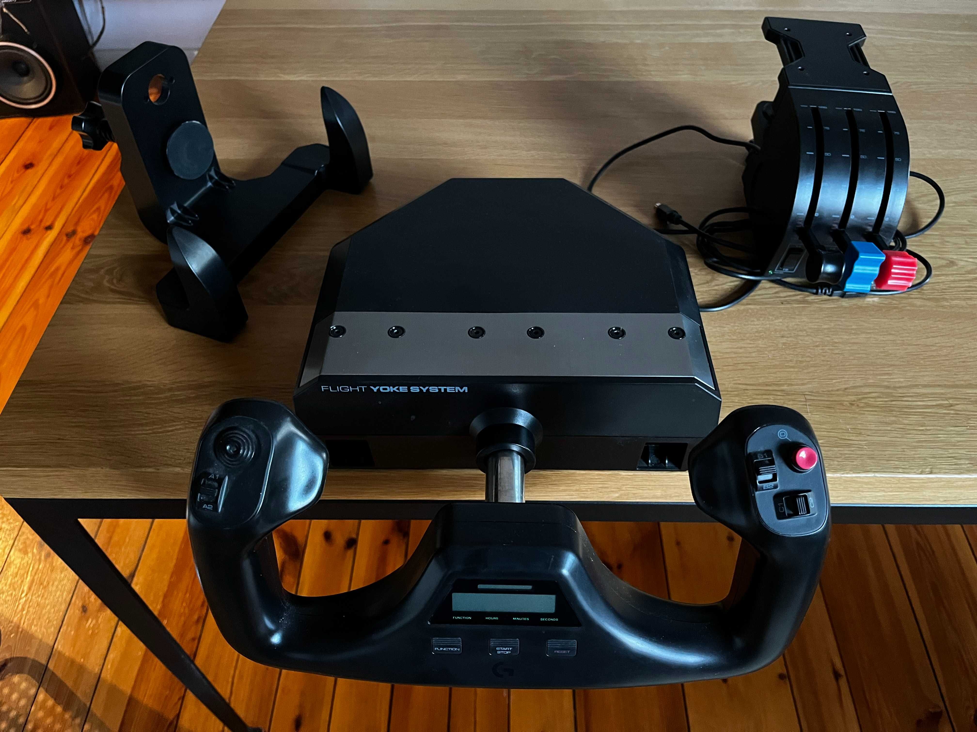 Logitech G Saitek Flight Yoke System Wolant do MSFS
