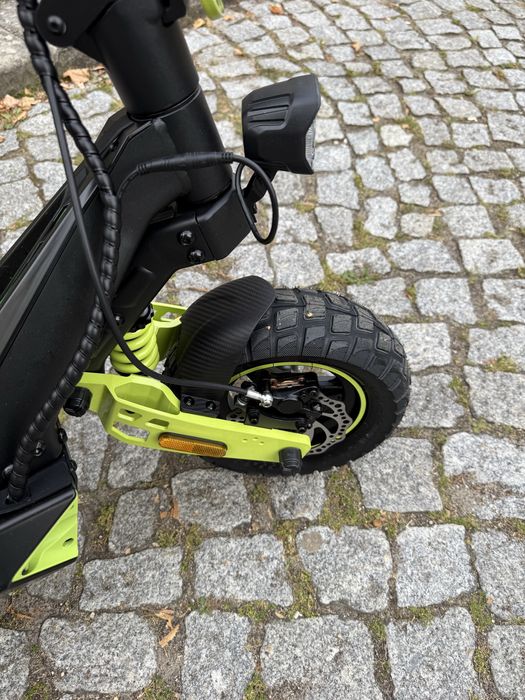 Hulajnoga Elektryczna Kamikaze K1PLUS Tokyo Drift | 1000W 20Ah 48V