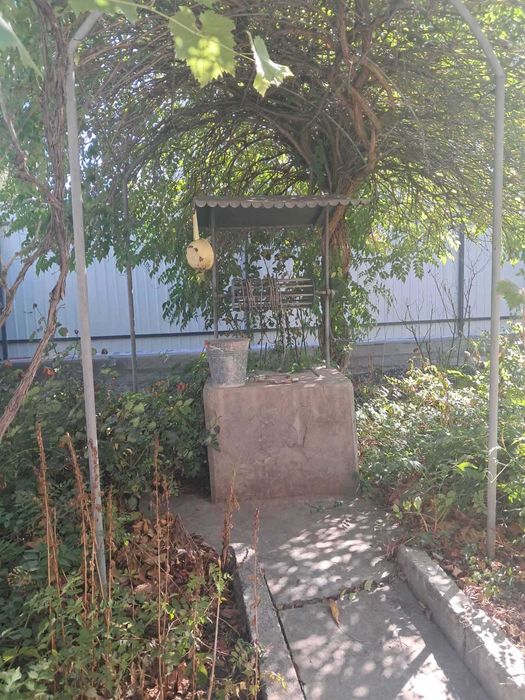 Капитальный 2х эт. кирпичный дом возле Черноморска