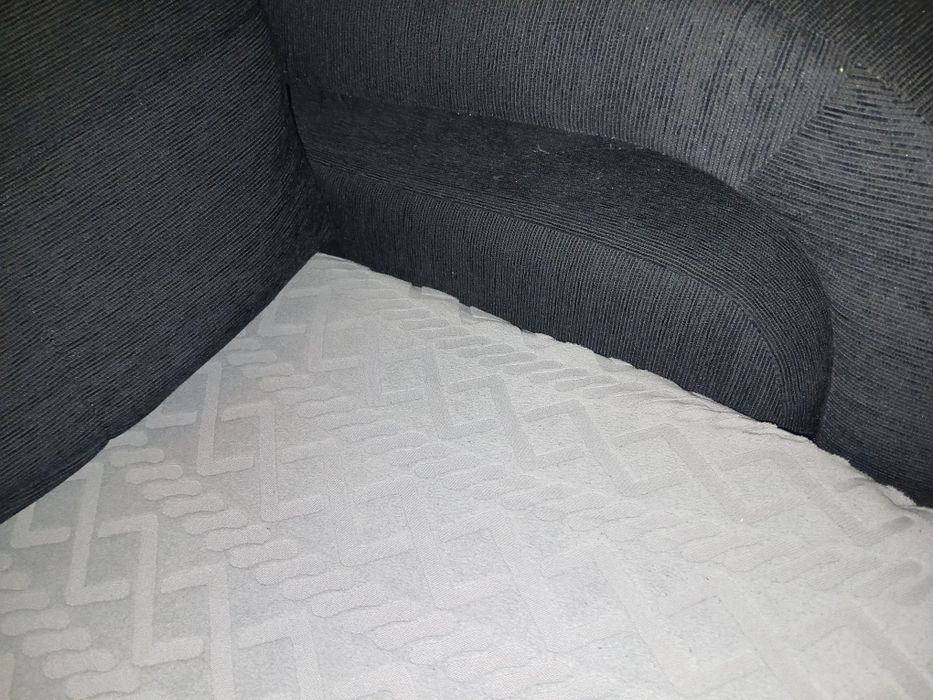 Dois sofás de sala