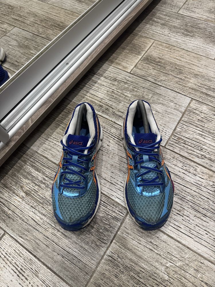 Кросівки Asics Gel Cumulus 16