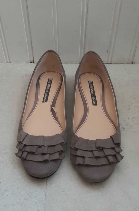 Sabrinas, sapatos rasos cinzentos em pele, Zara