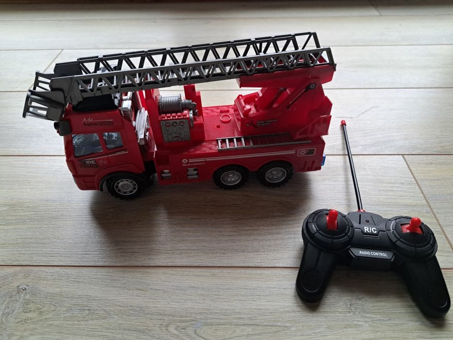 Pojazd Straż pożarna sterowana RC