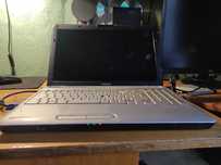 Toshiba Satellite 15.6" L500-210 + ładowarka (USZKODZONY)