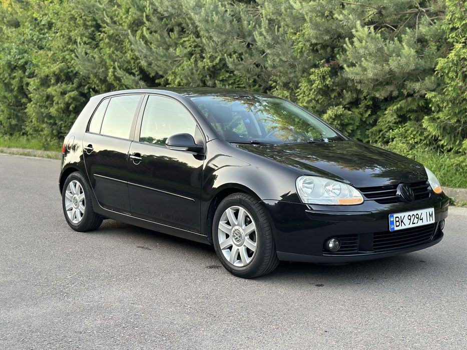 Volkswagen Golf 5 V 1.4MPI