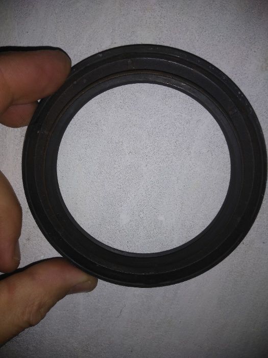 Сальнік моста 135х20х12 Raba