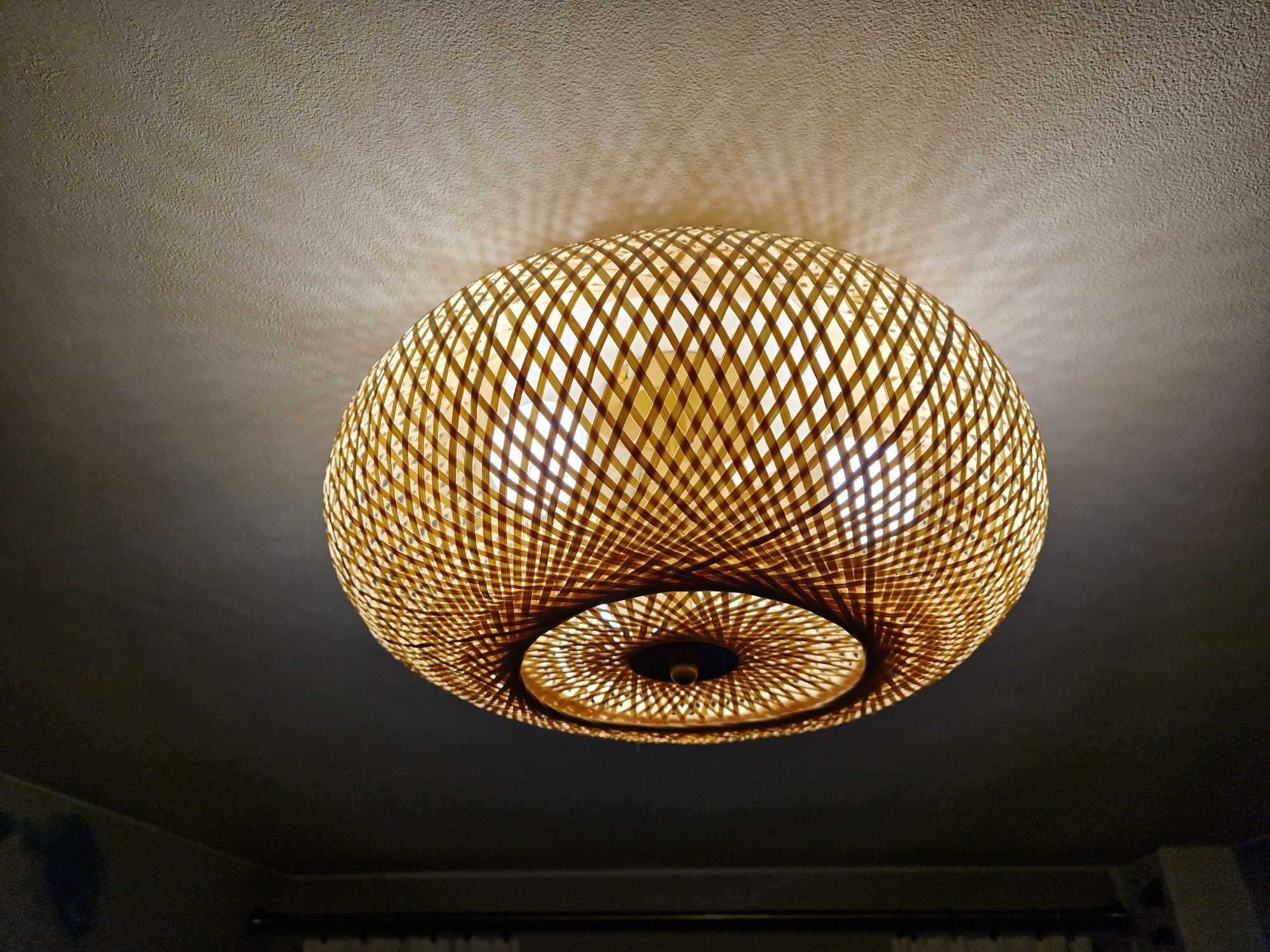 Żyrandol lampa bauro nowy żarówki