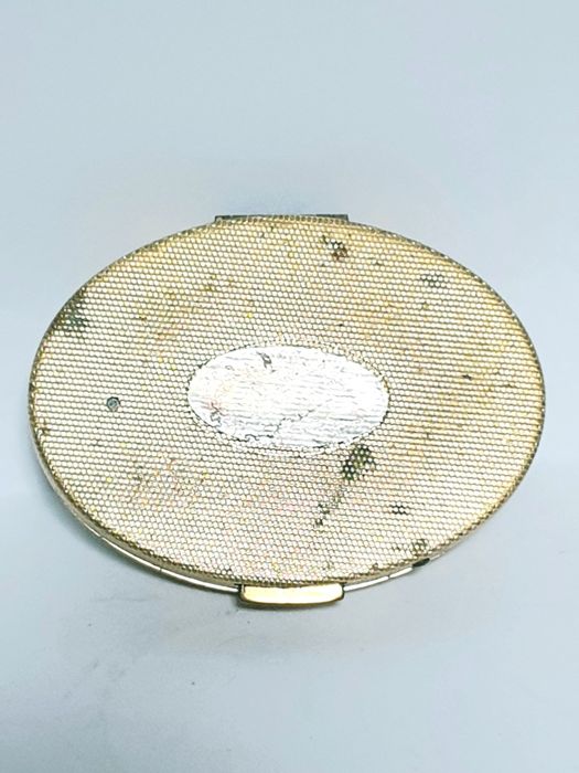 Linda caixa de pó de arroz vintage Germaine Monteil