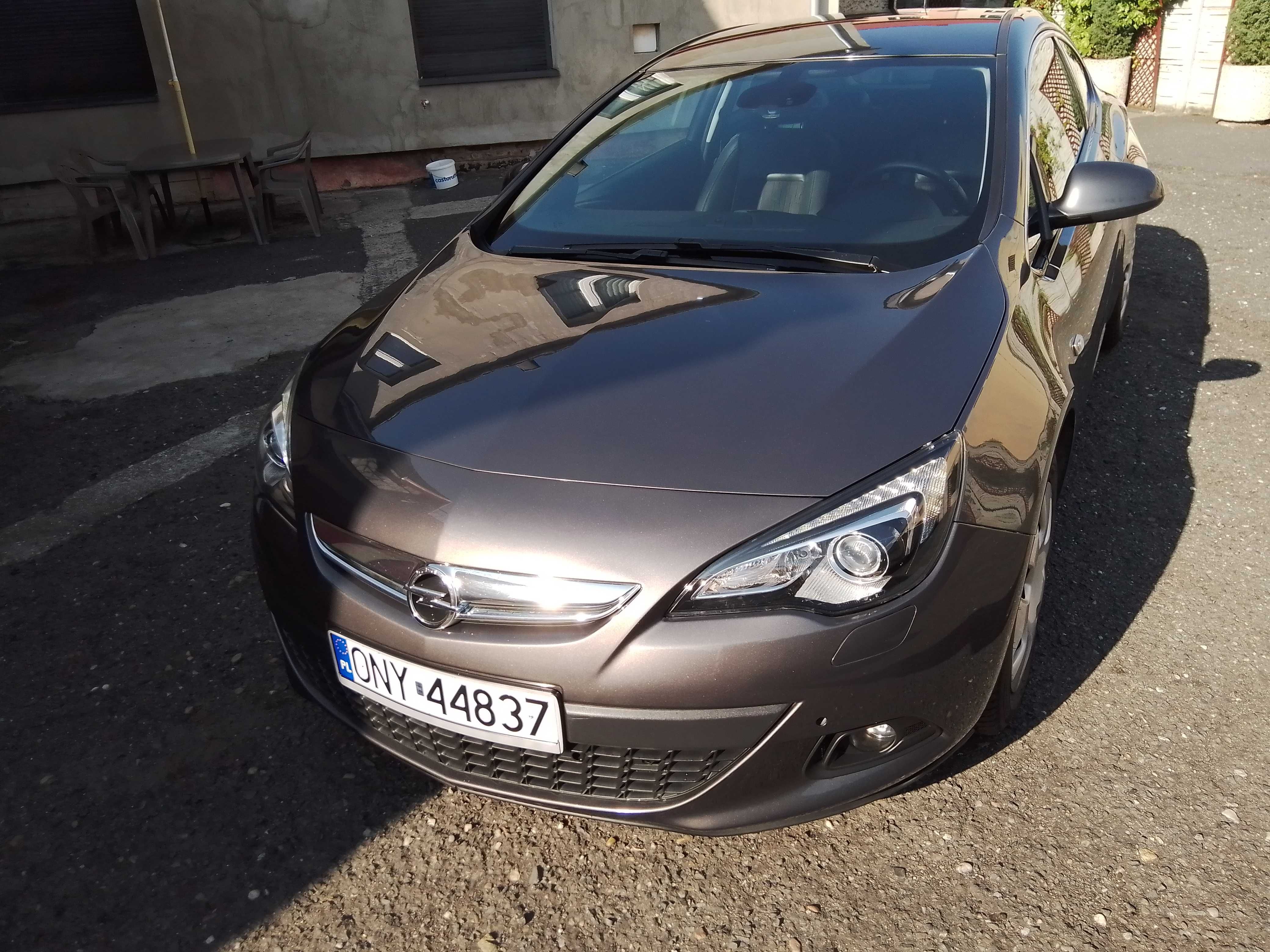 Opel Astra GTC 1.6 TURBO 180 KM