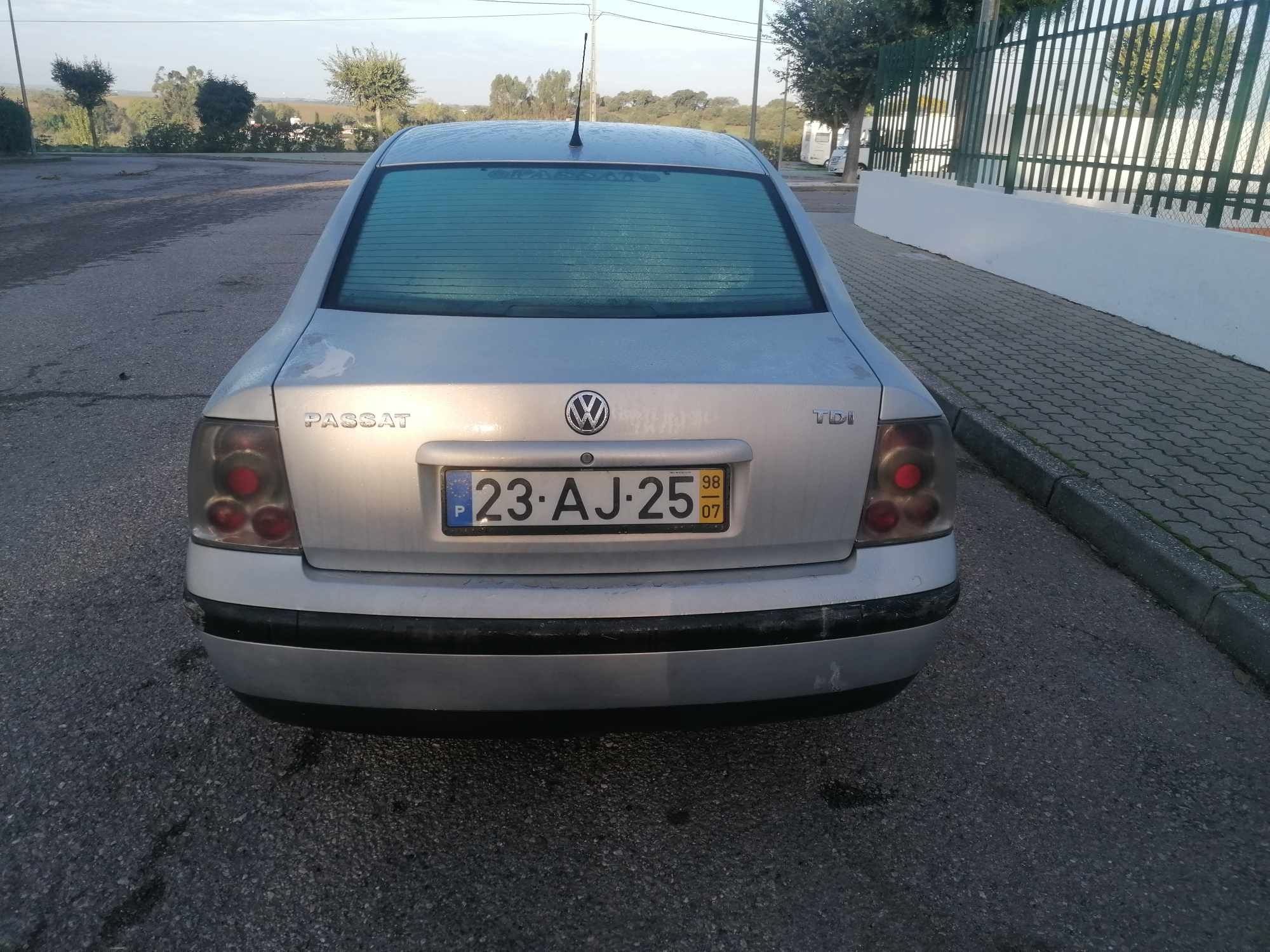 Vendo Volkswagen Passat