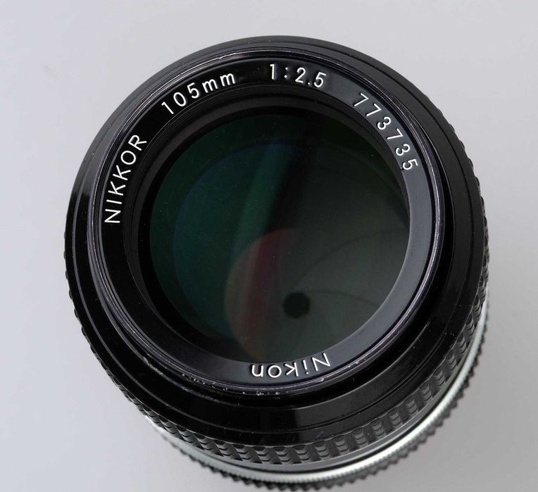 NIKKOR 105/2,5 Ai чудовий мануальний портретник від Nikon