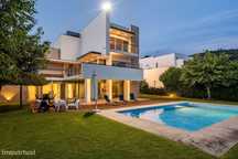 Moradia T4 com piscina - Bom Jesus