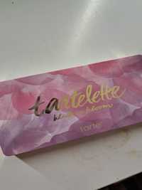 Tarte tartelette blush in Bloom paleta róży