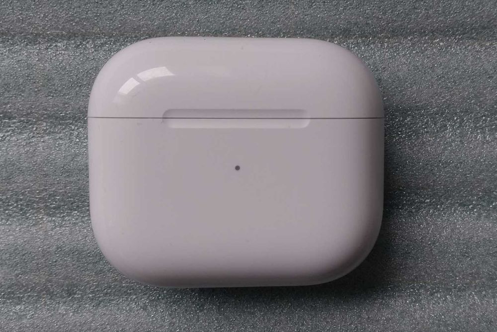 ‼️ Продаю Apple AirPods кейс A2566 (EMC 3986) + чехол силиконовый ‼️
