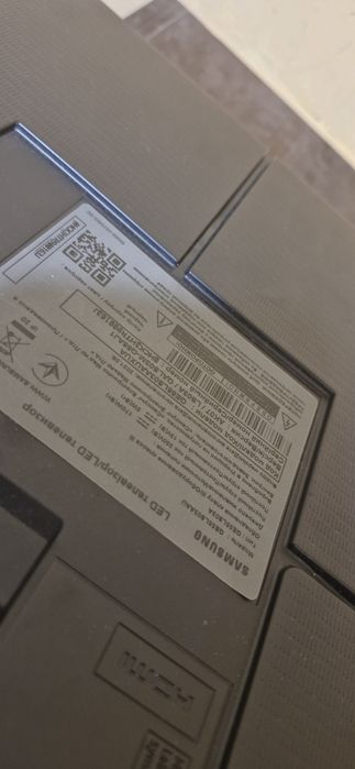 телевізор samsung qe55ls03a