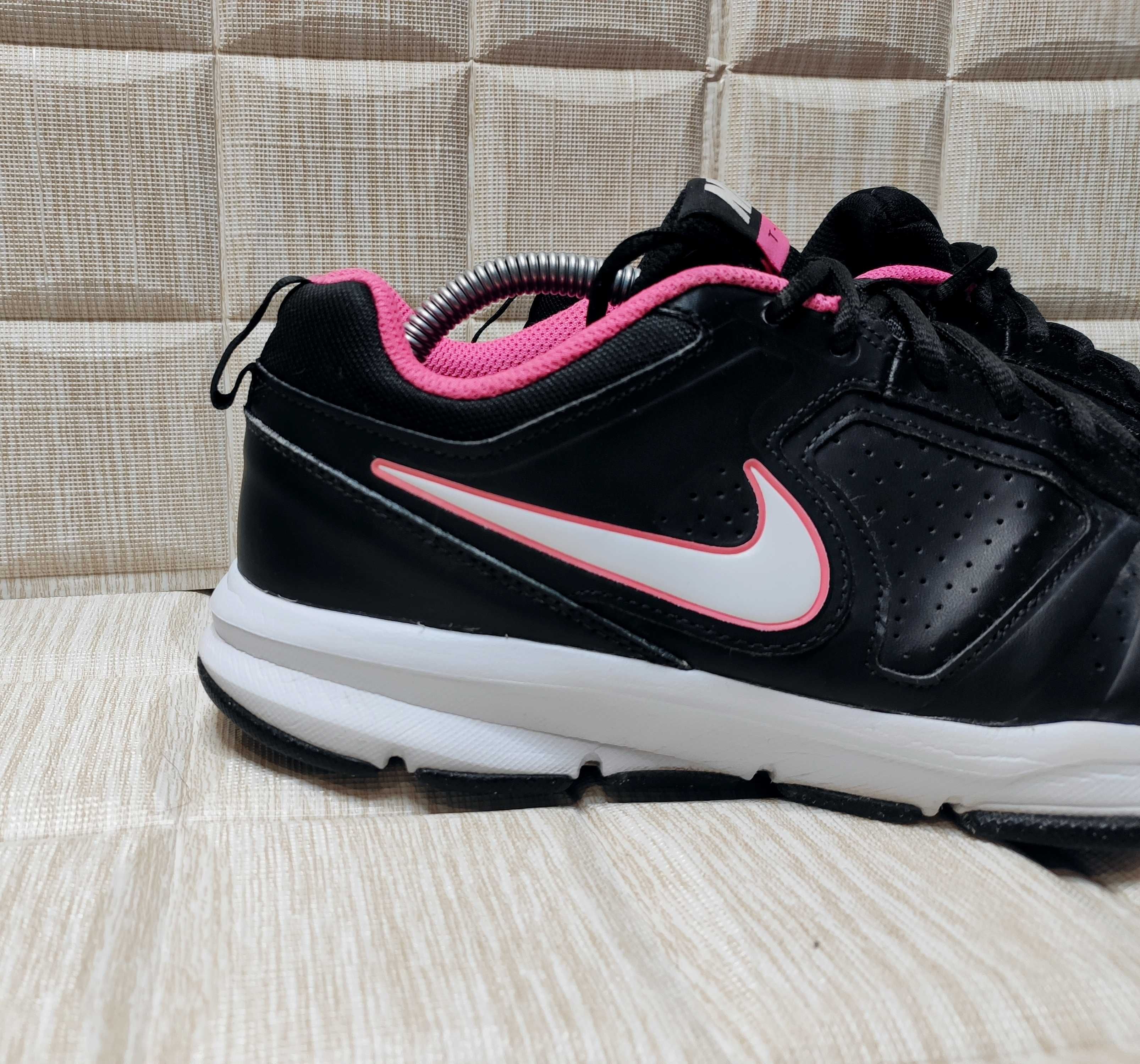 Nike T-Lite 30, rozmiar 40, stan dobry