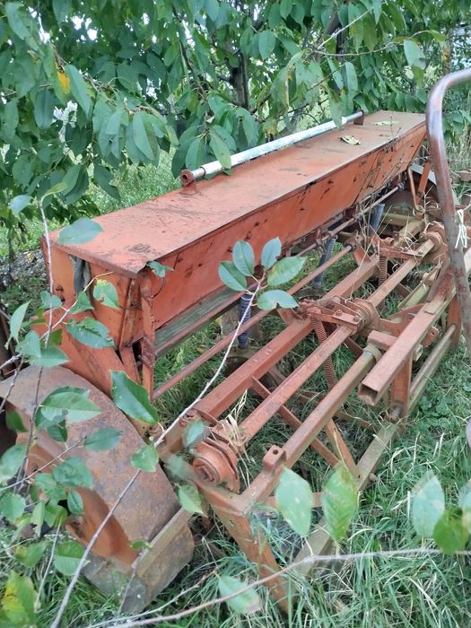 Продам сівалку кукурудзяну чотирьох рядну