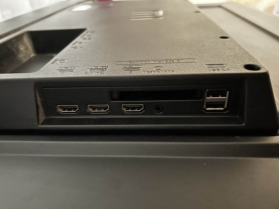 Xiaomi TV L43M5-5A ( на запчастини ) .
