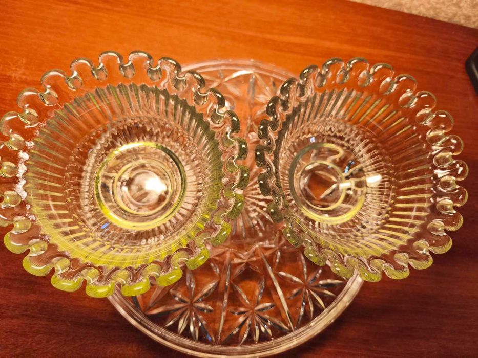 стеклянные  салатницы. Цена за комплект 2 шт