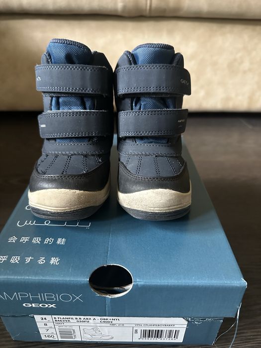 Продам ботинки зима Geox