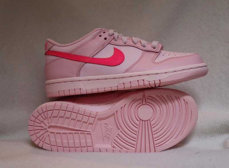 Nike Dunk Low Triple Pink (GS) 40