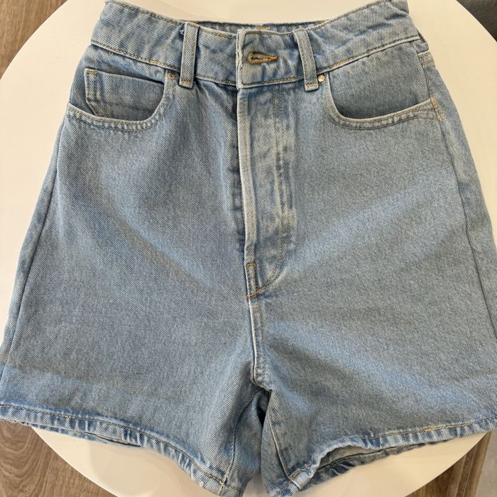 Zara шорти жіночі