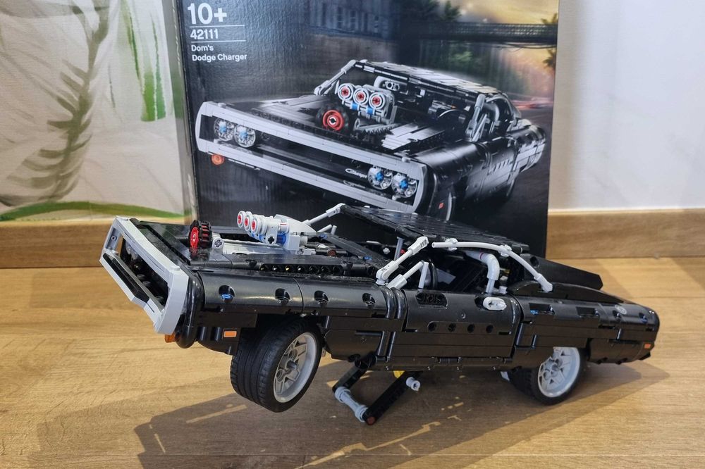 Lego Technic 42111 Dom's Dodge Charger