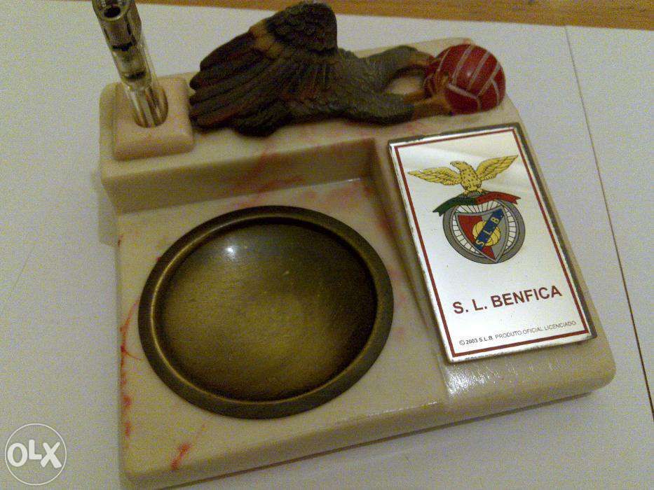 benfica estatueta (emblema, cinzeiro, águia) produto licenciado raro