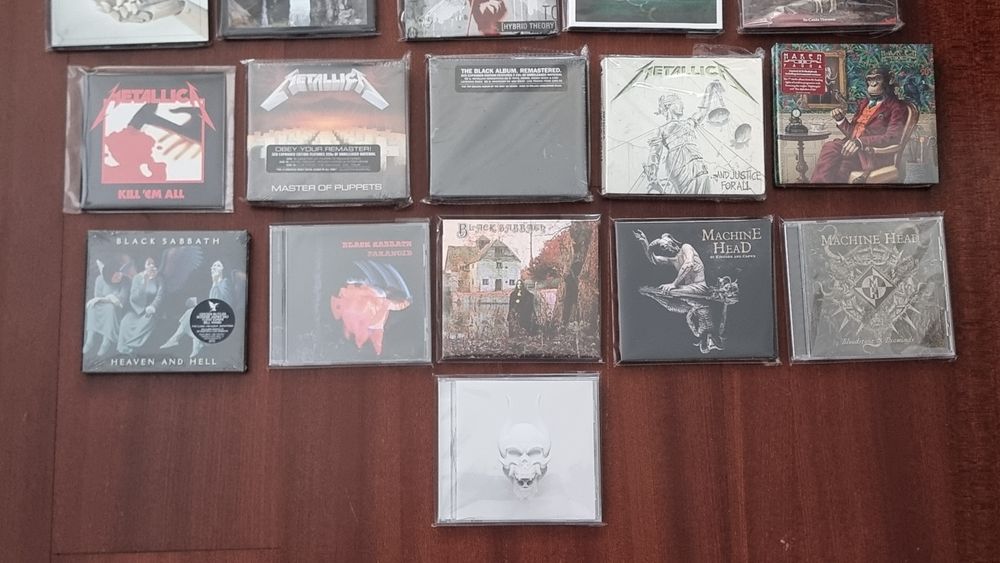 CDs, Vinyl, DVD música