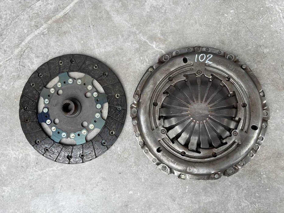 Комплект зчеплення Демпфер Citroen Berlingo C4 C5 DS4 DS5 1.6 HDI