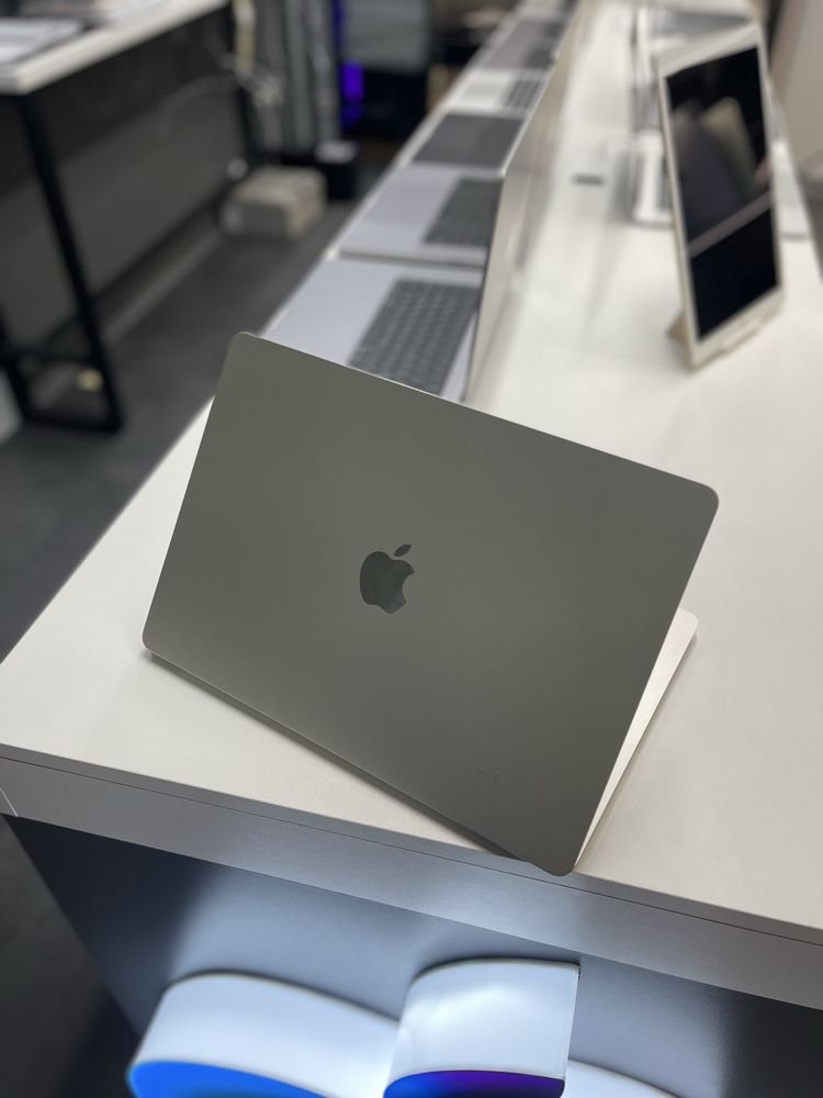 Ноутбук MacBook Air 15” 2023 М2 8 ОЗУ 512GB SSD стан  8.5/10 #71060
