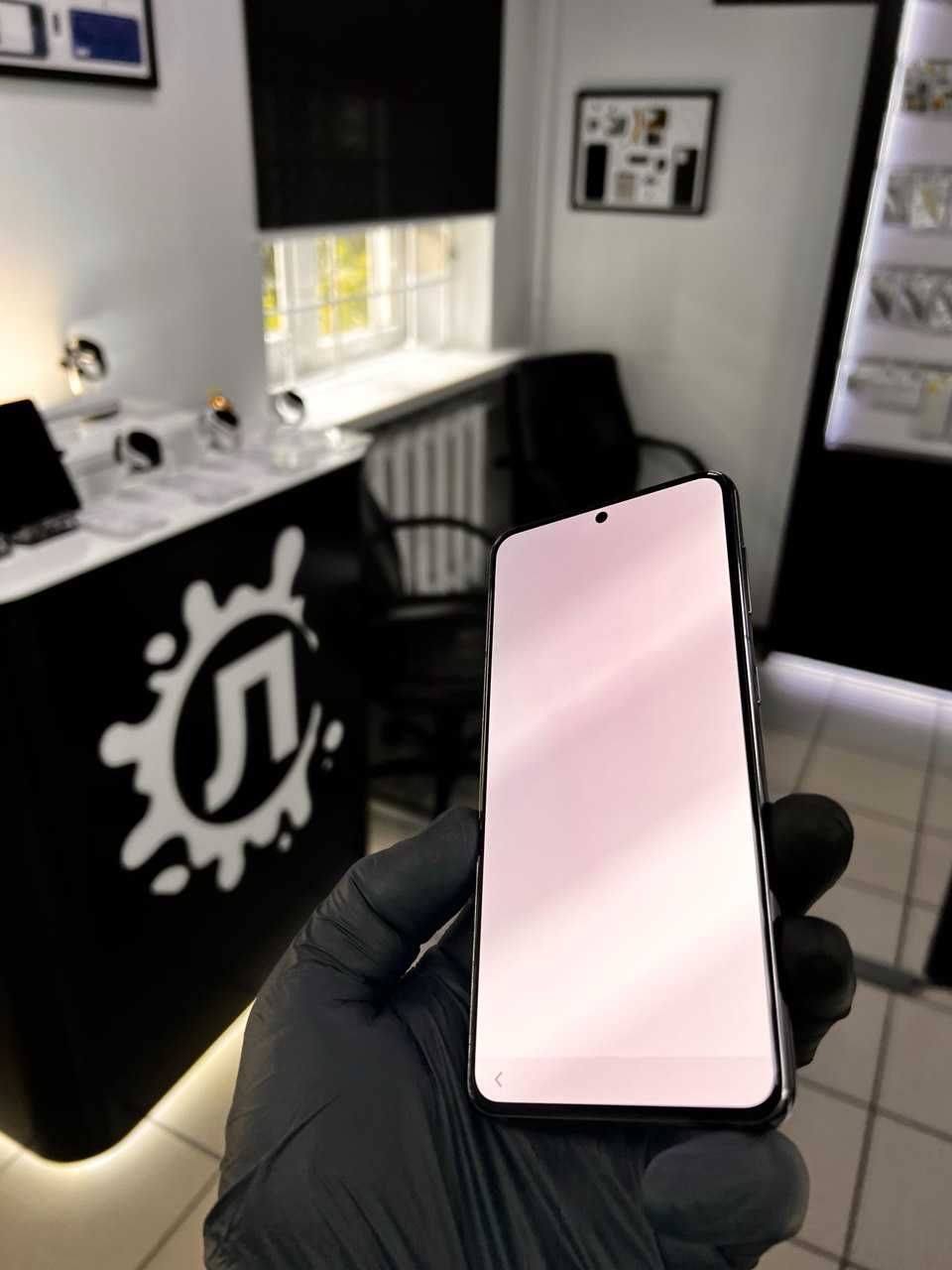 Samsung S 21 (g 991) 8/128 при купівлі знижка на годинник 500грн