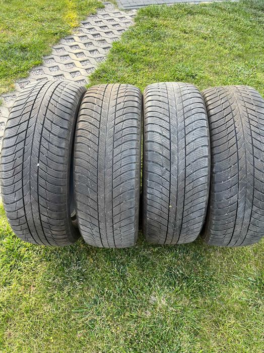 Opony BRIDGESTONE BLIZZAK LM 001, 225/60 R18 104H - 2020 r. używane