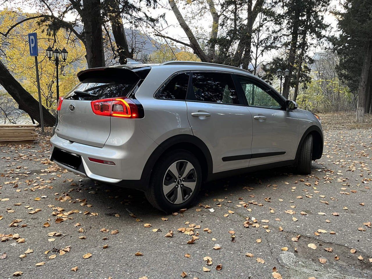 Kia Niro Hybrid 2017 року