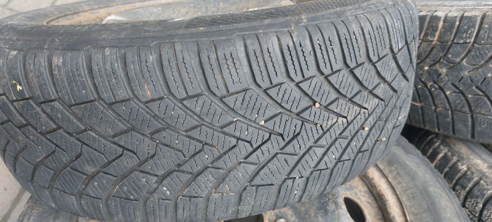 Продам шини р16 205 55
