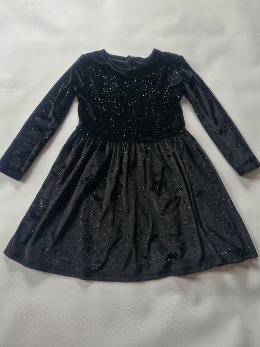 Платье для девочки из велюра