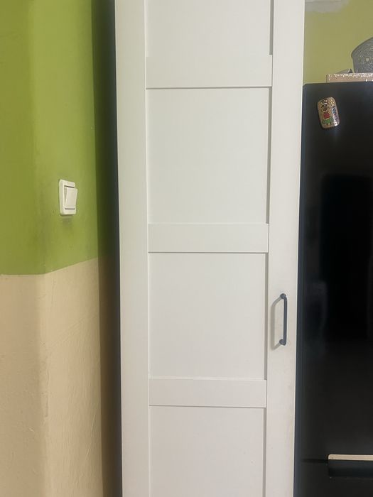 Wysoka biała szafa PAX IKEA