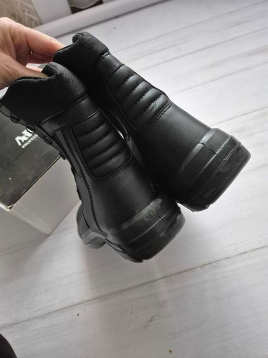 Nowe buty obuwie robocze trzewiki arkada 43