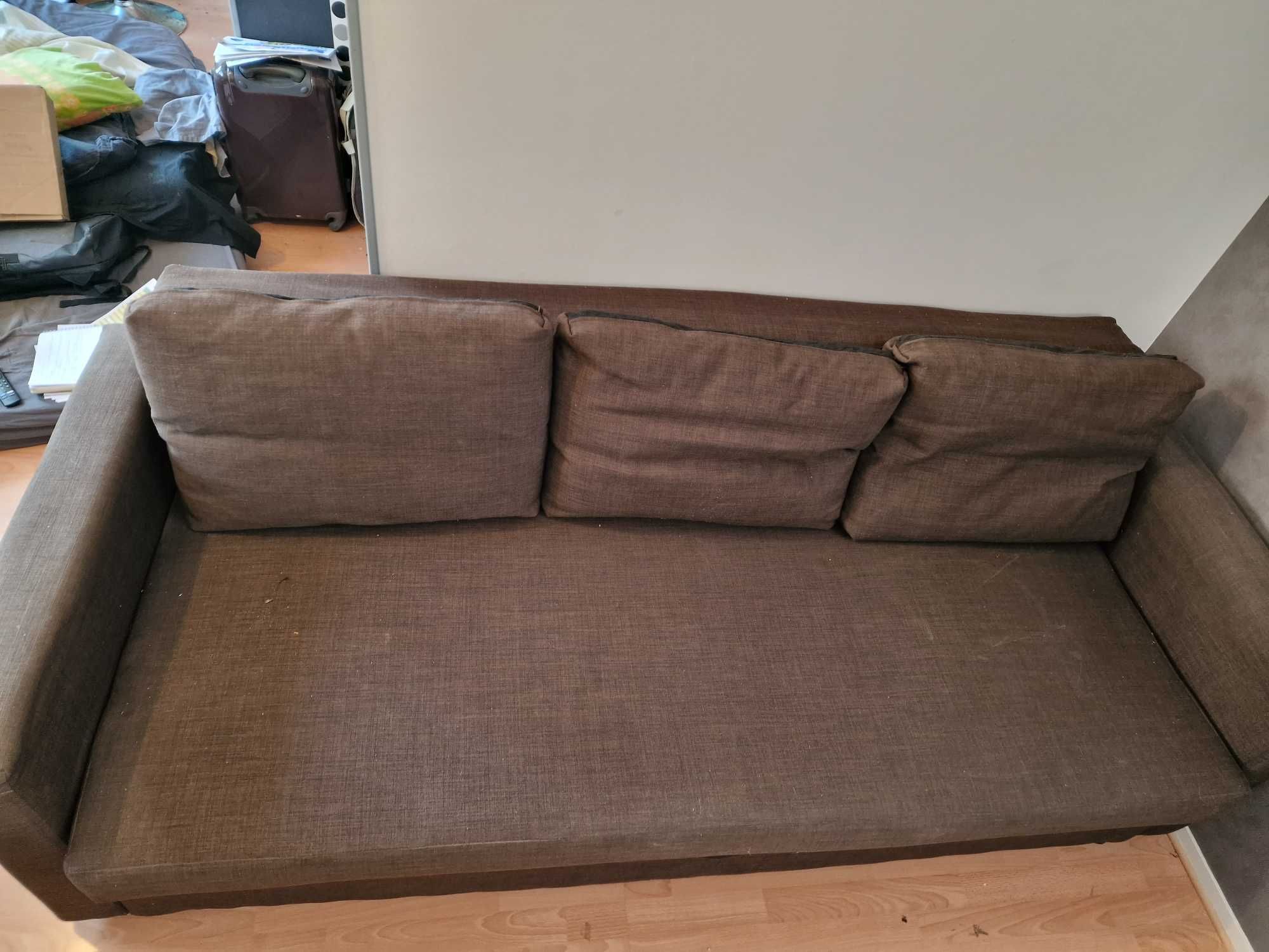 Sofa cama com arrumação