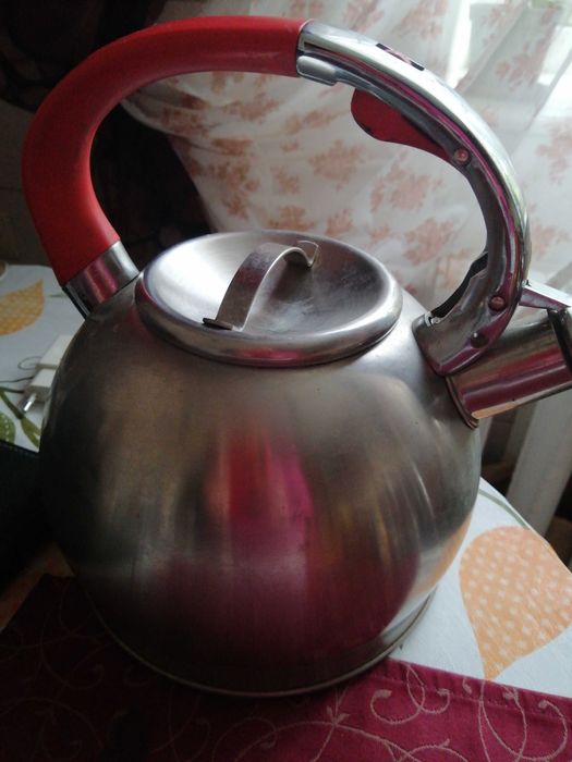 Чайник    кухонний