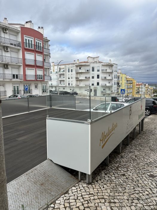 Vende-se estrutura de esplanada