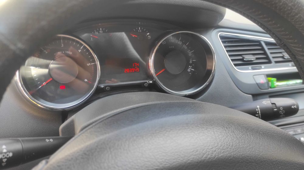 Peugeot 5008 2010