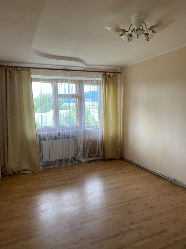 Продам квартиру дві кімнати