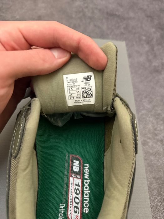 New Balance 1906r Black Cordura Olive