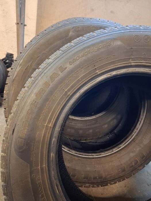 Opony zimowe 215x65x16c