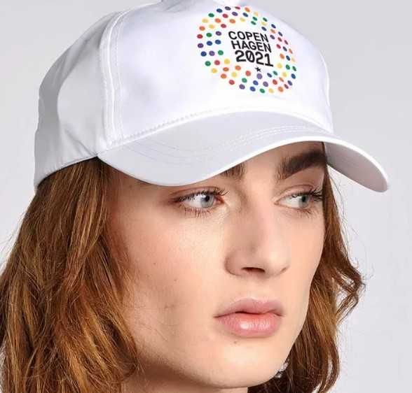 Biała czapka z daszkiem Hummel Copenhagen 2021 UNISEX