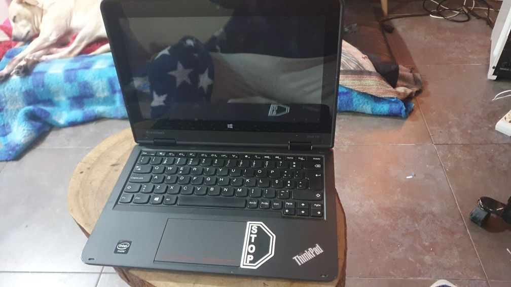 Lenovo ThinkPad Yoga