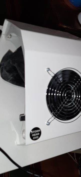 Вытяжка для маникюра