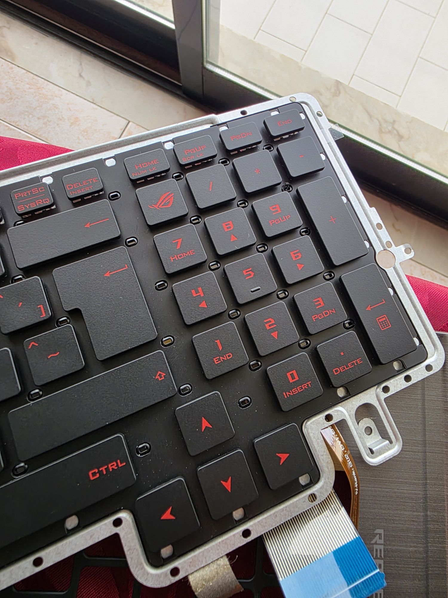 Venda de Peças Asus ROG G752VY – Teclado Novo e Mais!