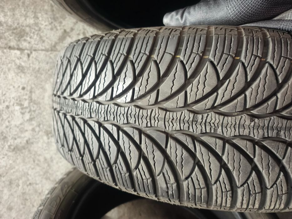 Продам резину Р16/205/55